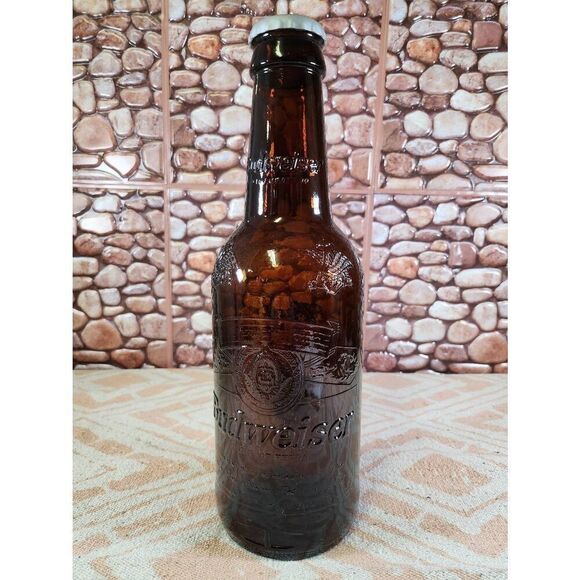 Budweiser Dale Earnhardt Jr Car King Pitcher 15" Glass Beer Bottle 64oz Embossed - Picture 4 of 7